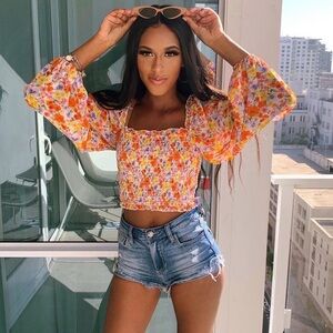 Forever 21 Smocked Floral Chiffon Long Sleeve Crop Top New